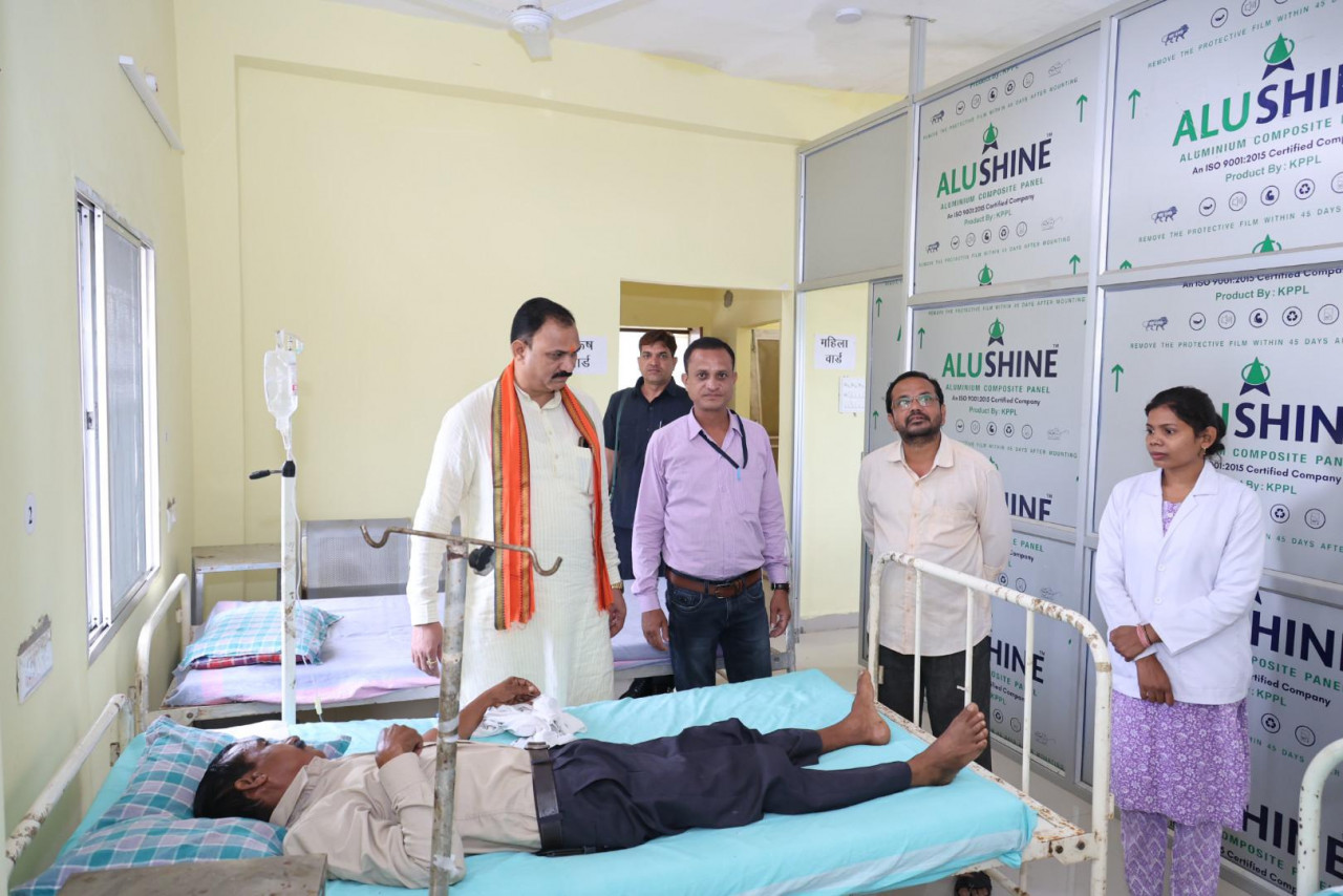 स्वास्थ्य सेवाओं का निरीक्षण: मंत्री जायसवाल ने बंजारीडाड अस्पताल में मरीजों से की मुलाकात, दिए त्वरित समाधान के निर्देश….