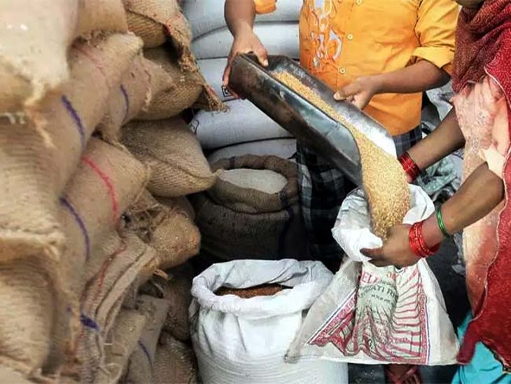 खाद्य विभाग की कार्रवाई: उचित मूल्य दुकानों के बचत स्टॉक का भौतिक सत्यापन — अनियमितताओं पर सख्त कार्रवाई….