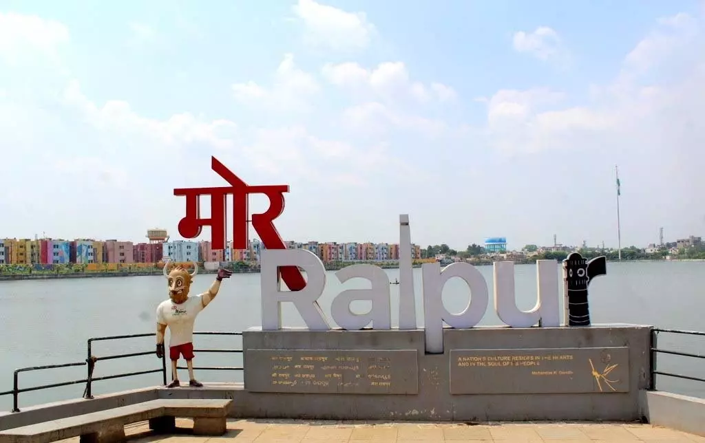 रायपुर के मरीन ड्राईव में 79वें स्वतंत्रता दिवस पर सीआरपीएफ का विशेष बैंड डिस्प्ले…..
