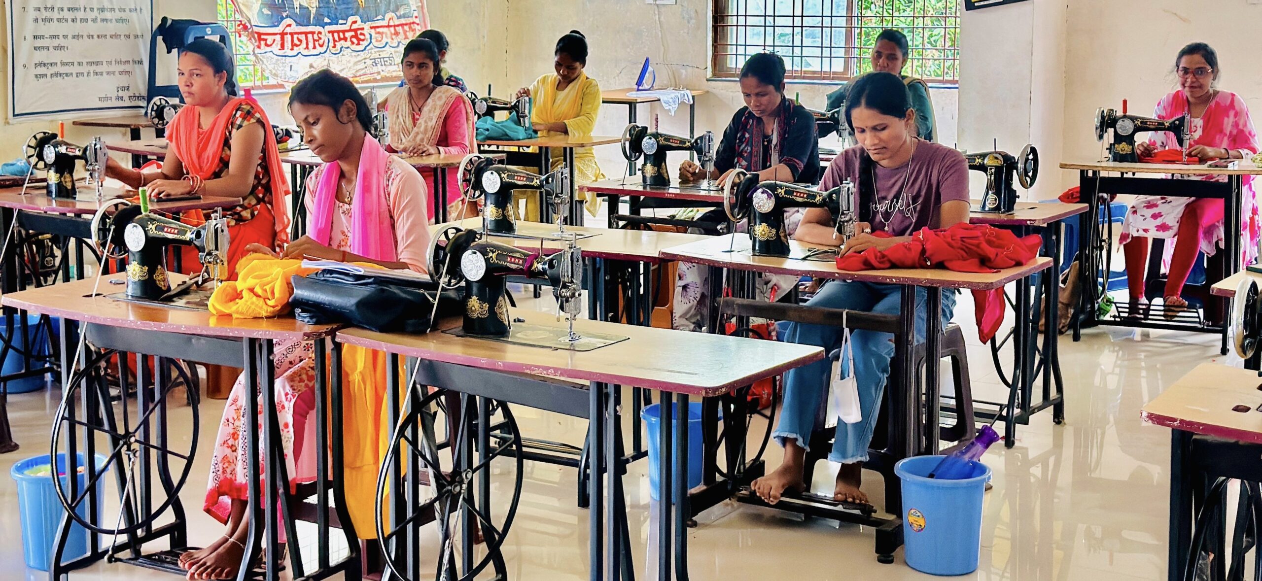 सुकमा में ‘नियद नेल्ला नार’ योजना बनी बदलाव का माध्यम,आत्मसमर्पित माओवादियों को मिल रहा नया जीवन,कौशल विकास प्रशिक्षण से बदल रही है बस्तर के युवाओं और महिलाओं की जिंदगी..