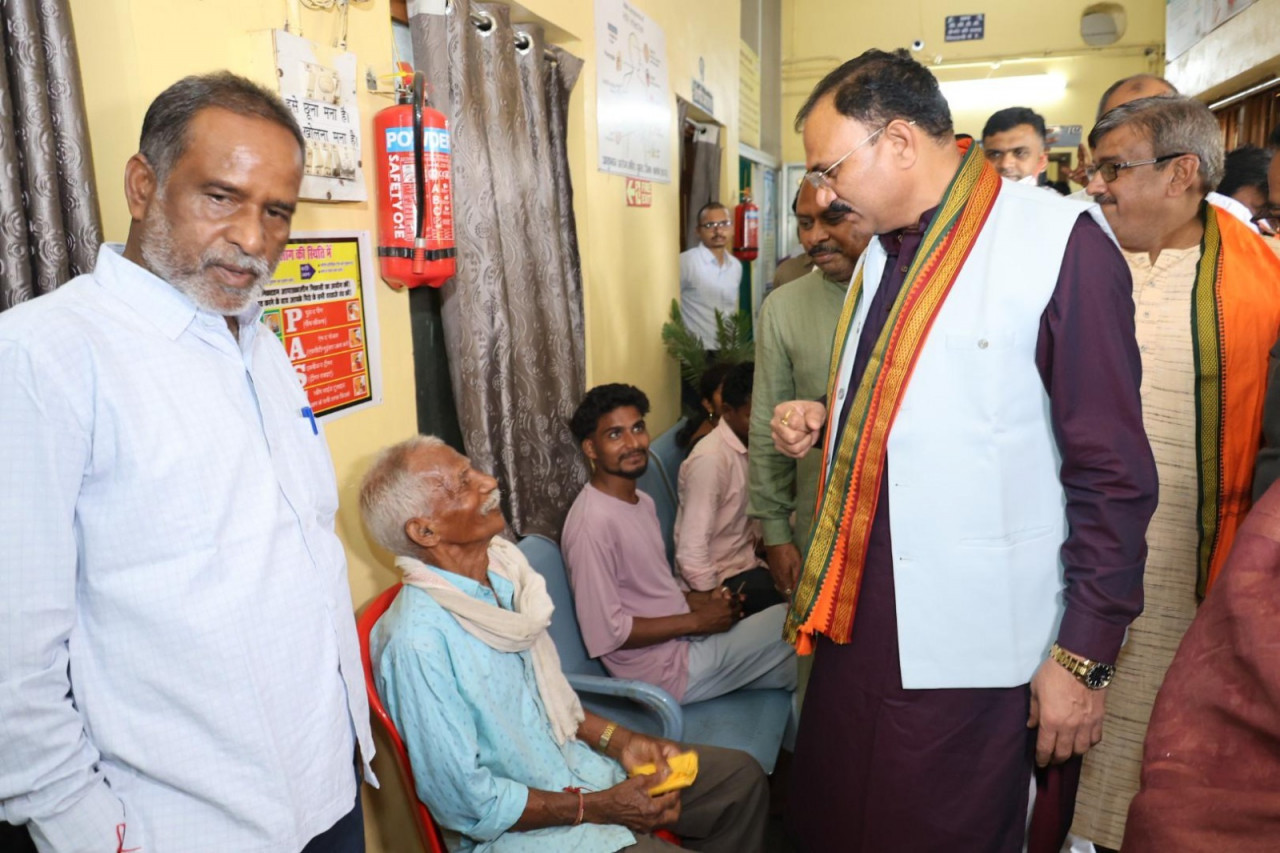स्वास्थ्य मंत्री श्याम बिहारी जायसवाल ने उपस्वास्थ्य केंद्र पुरूर का किया निरीक्षण….