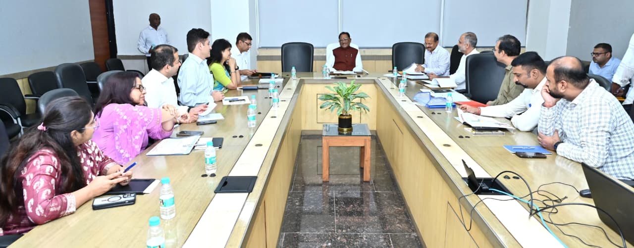 नहीं चलेगी ‘पेशी पर पेशी’: मुख्यमंत्री विष्णुदेव साय ने कलेक्टर्स और संभाग आयुक्तों को दिए स्पष्ट निर्देश…