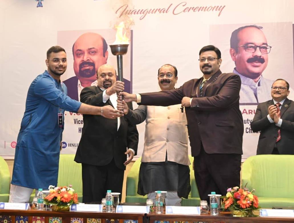 उप मुख्यमंत्री श्री अरुण साव ने अंतर-विश्वविद्यालय उत्सव का किया शुभारंभ….