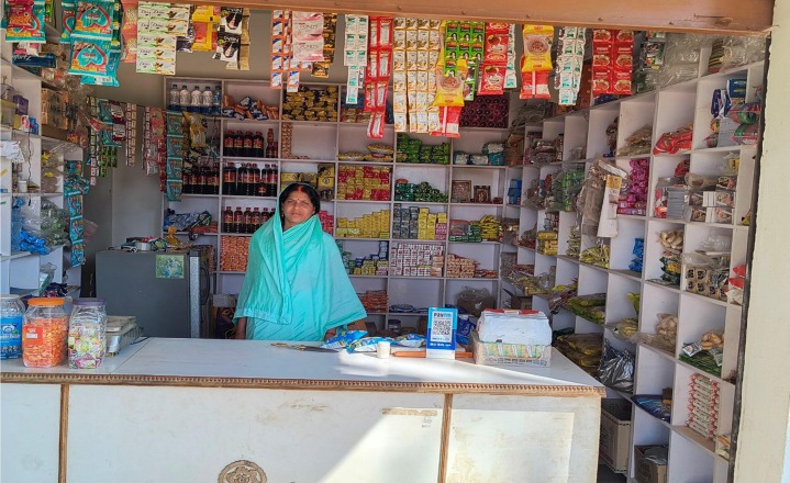 बिहान योजना से संवारी श्रीमती मीना ने अपना जीवन: लखपति दीदी बन अर्जित कर रही एक लाख रुपये से भी अधिक आय….