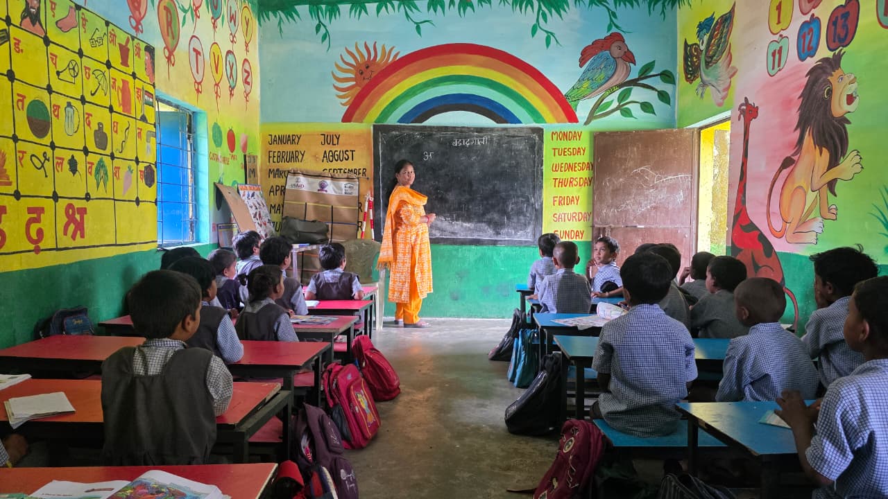बड़ादमाली प्राथमिक शाला बड़ादमाली में बच्चों की पढ़ाई में आई नई ऊर्जा….