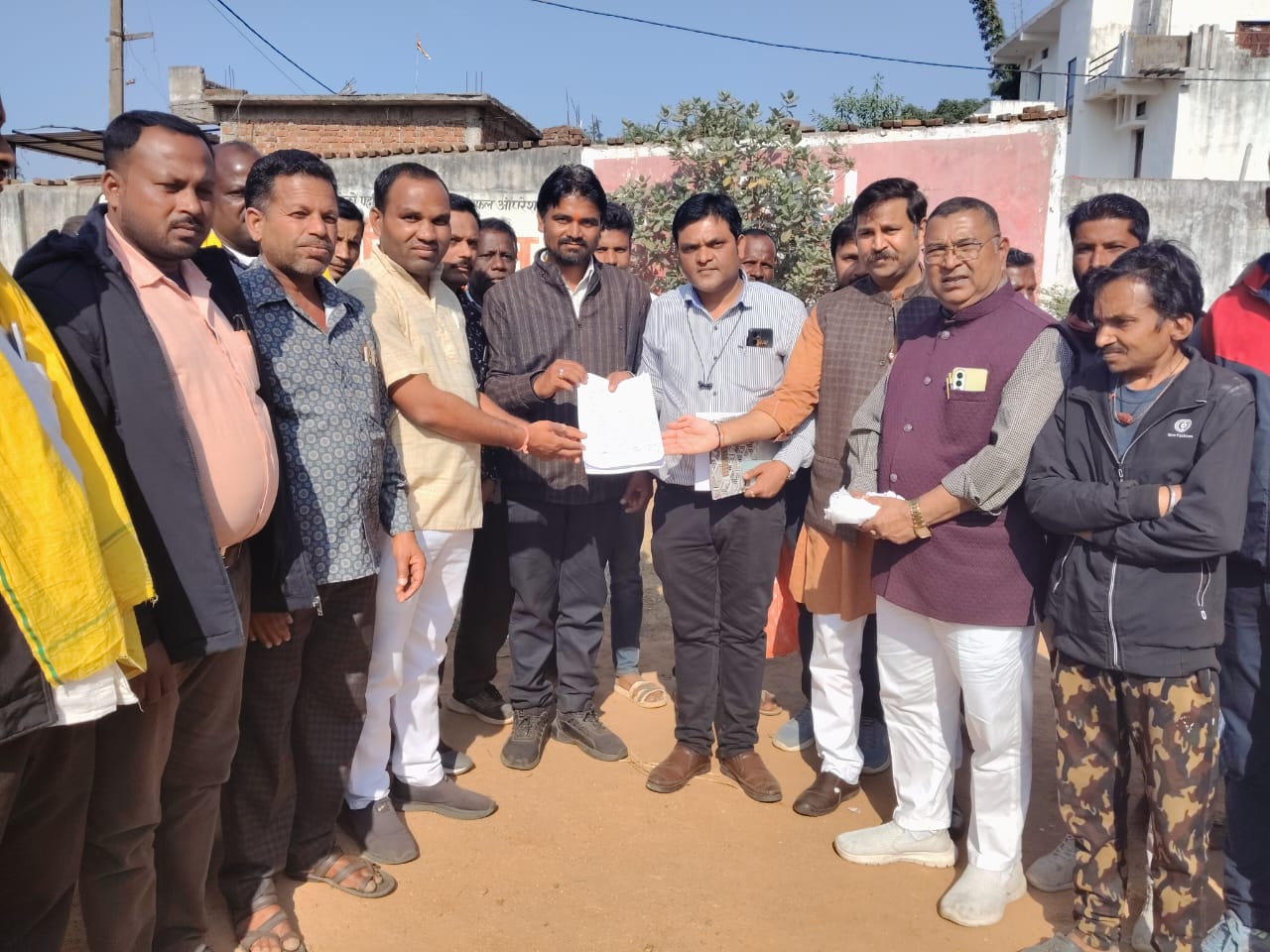 किसानों का रकबा सुधार 30 नवंबर तक, किसानों की नहीं हुई समस्या का समाधान तो करेंगे आंदोलन रणविजय सिंह देव सचिव प्रदेश कांग्रेस कमेटी। किसानों का रकबा सुधार 30 नवंबर तक, किसानों की नहीं हुई समस्या का समाधान तो करेंगे आंदोलन रणविजय सिंह देव सचिव प्रदेश कांग्रेस कमेटी।