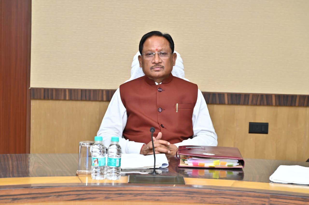 मुख्यमंत्री विष्णु देव साय की अध्यक्षता में आज यहां मंत्रालय महानदी भवन में आयोजित कैबिनेट की बैठक में अनेक महत्वपूर्ण निर्णय लिए गए….