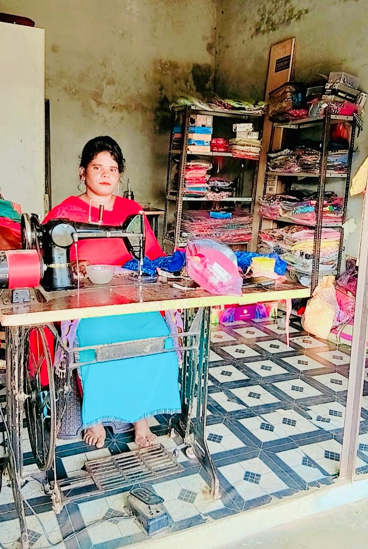 माओवाद प्रभावित क्षेत्र से निकलकर आत्मनिर्भरता की मिसाल बनीं श्रीमती सरोज पोडियाम: पीएम स्वनिधि योजना बनी आर्थिक सशक्तिकरण का आधार….