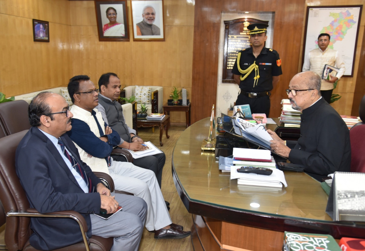 राज्यपाल रमेन डेका ने शहीद महेंद्र कर्मा विश्वविद्यालय की भूमि को यथावत रखने के दिए निर्देश…