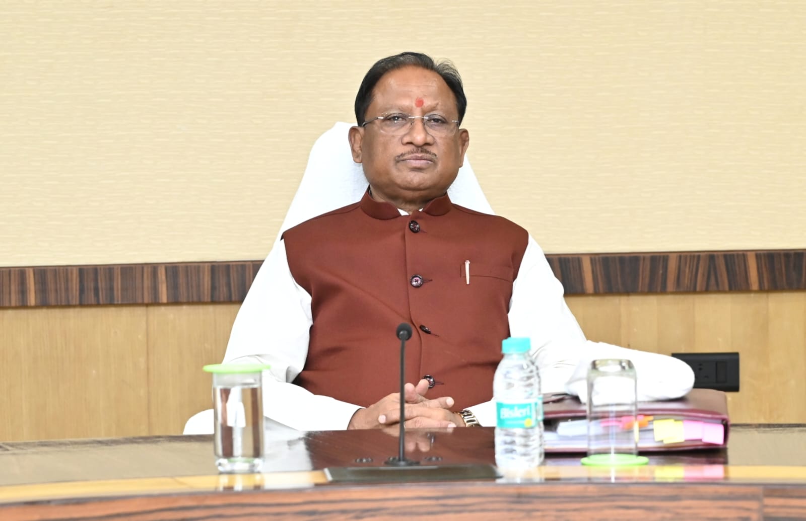 मुख्यमंत्री विष्णुदेव साय ने अमर शहीद वीर नारायण सिंह के बलिदान दिवस पर किया नमन….