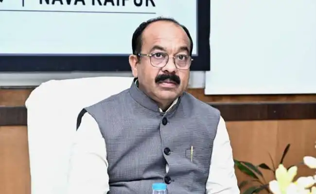 लोक निर्माण विभाग द्वारा 124.88 करोड़ के 6 सड़कों व पुलों के लिए निविदा को मंजूरी: उप मुख्यमंत्री अरुण साव ने जल्द काम शुरू करने के दिए निर्देश, कहा गुणवत्ता से न हो कोई समझौता…..