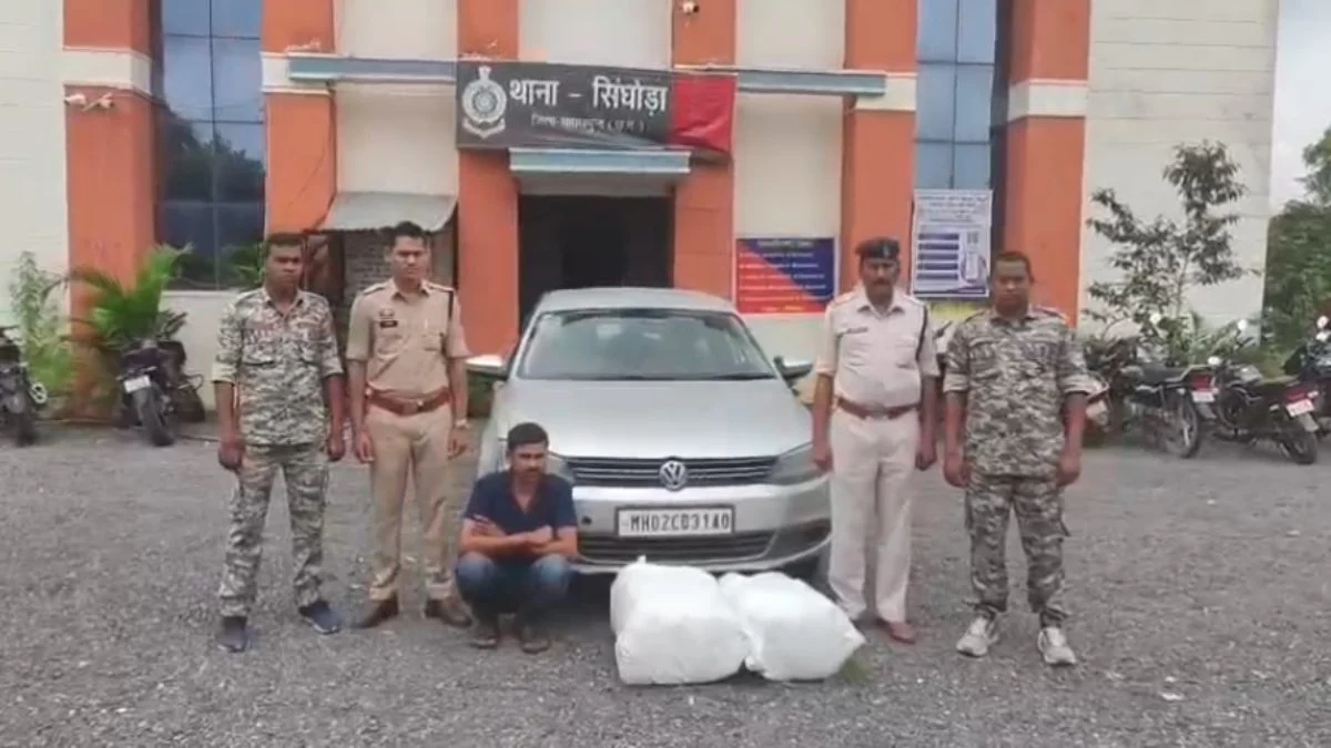 CG – गांजा तस्करी का बड़ा खुलासा : लग्जरी कार में सीक्रेट चेंबर बनाकर ले जा रहे थे गांजा, लाखों के मादक पदार्थ के साथ अंतरराज्यीय तस्कर गिरफ्तार.....